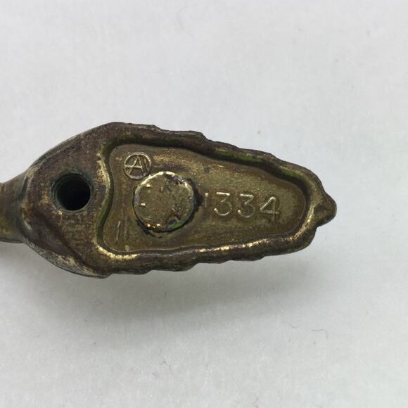 American Standard Vintage Brass Drawer Pulls Hardware set of 4 - Picture 5 of 5